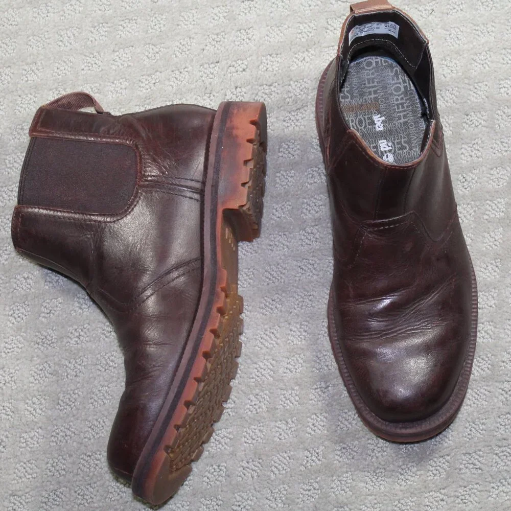Timberland Men's 8.5M / Wm 11M Brown Leather Ankle Boots
